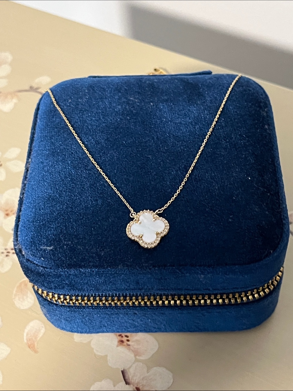 18k Gold Vermeil Chain Necklace Mother of  Pearl Clover Pendant over 925 Silver